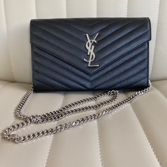 🖤 Saint Laurent Monogram Wallet on Chain - Picture 1 of 6
